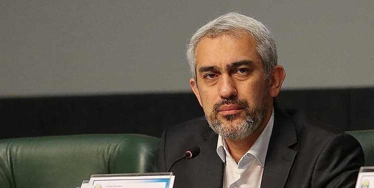 وزیر اقتصاد اعلام کرد؛ دلایل افزایش تورم و نرخ ارز/ خارج کردن بانک‌های ناتراز ادامه دارد