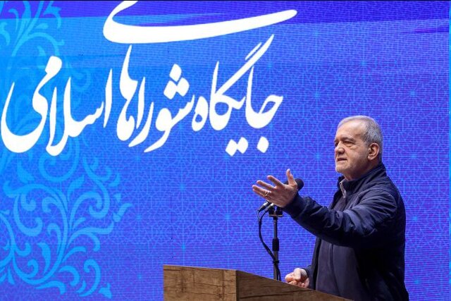 پزشکیان: مصمم به قطع همه مسیرهای رانت و رشوه هستیم/به فکر رأی دوره بعد نیستم