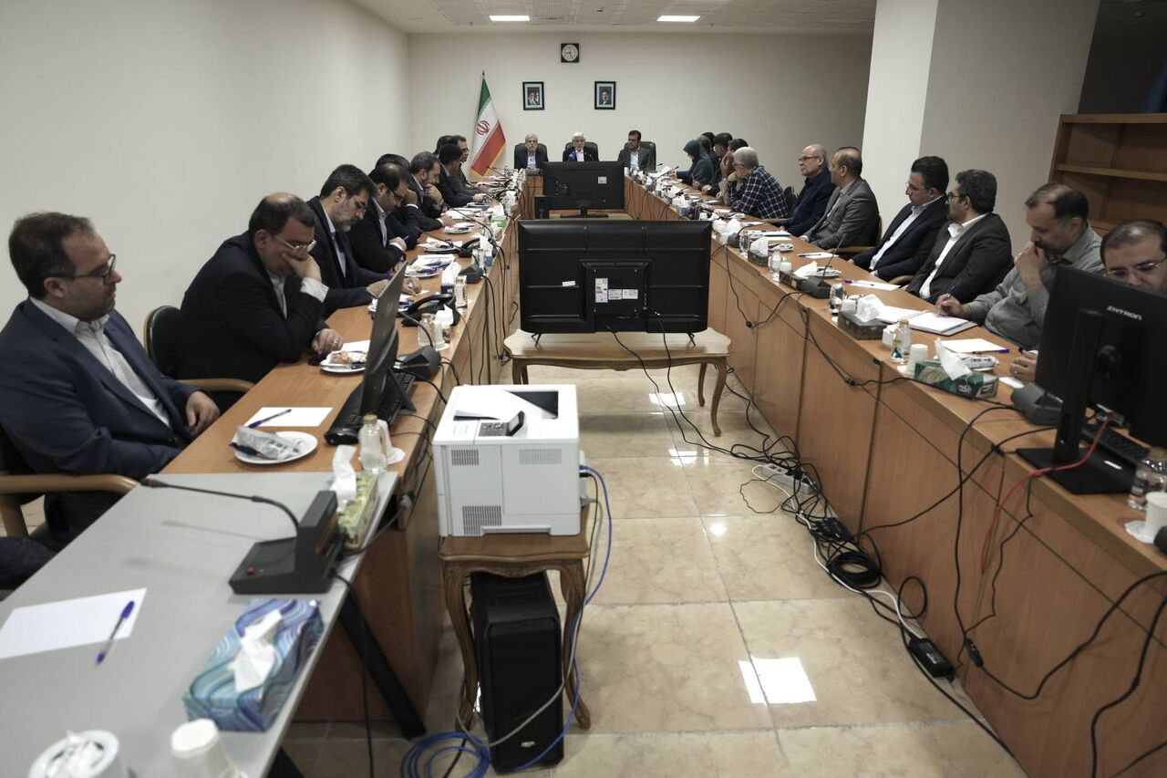 عارف: بازگشایی اینترنت تنها بخشی از مأموریت ستاد فضای مجازی است