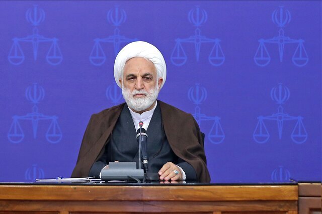 برخی اشخاص ۱۰ سال از محکومیتشان گذشته ولی به دلیل ناتوانی در رد مال هنوز در زندان‌ هستند