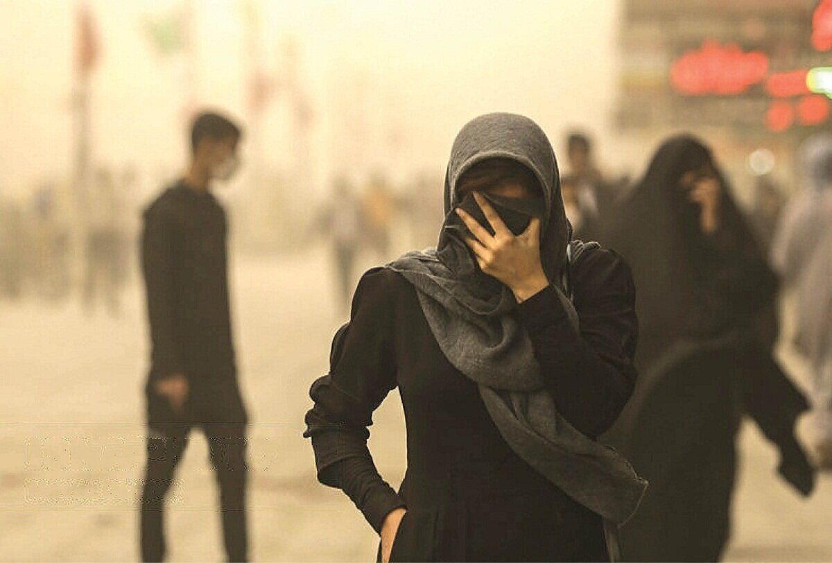وزیر بهداشت درمان و آموزش پزشکی اعلام کرد؛ مرگ ده‌ها هزار نفر به علت آلودگی هوا در سال