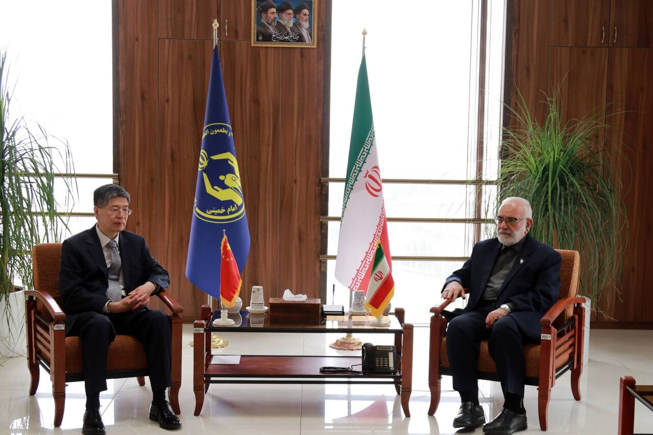 کمک‌های مالی دولت چین برای بازسازی واحدهای مسکونی تخریب شده درجنگ تحویل کمیته امدادشد