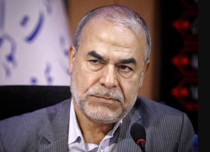 معاون سیاسی سپاه: تردد در تنگه هرمز فقط با اجازه ایران انجام خواهد شد