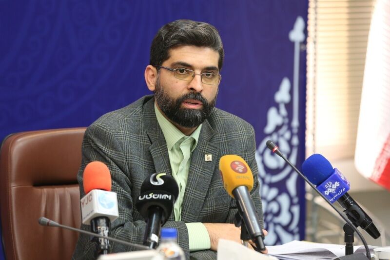 معاون وزیر صمت خبر داد: سرمایه‌گذاری ۲۰۰ همتی در تامین ناوگان ریلی/ تحویل اتوبوس از ماه آینده