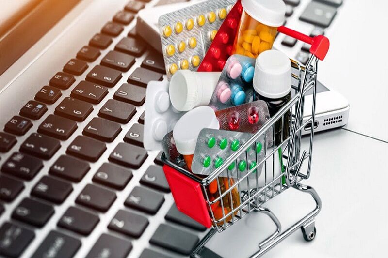 سازمان غذا و دارو به هیچ وب‌سایت یا سکوی اینترنتی مجوز فروش دارو و مکمل نداده است