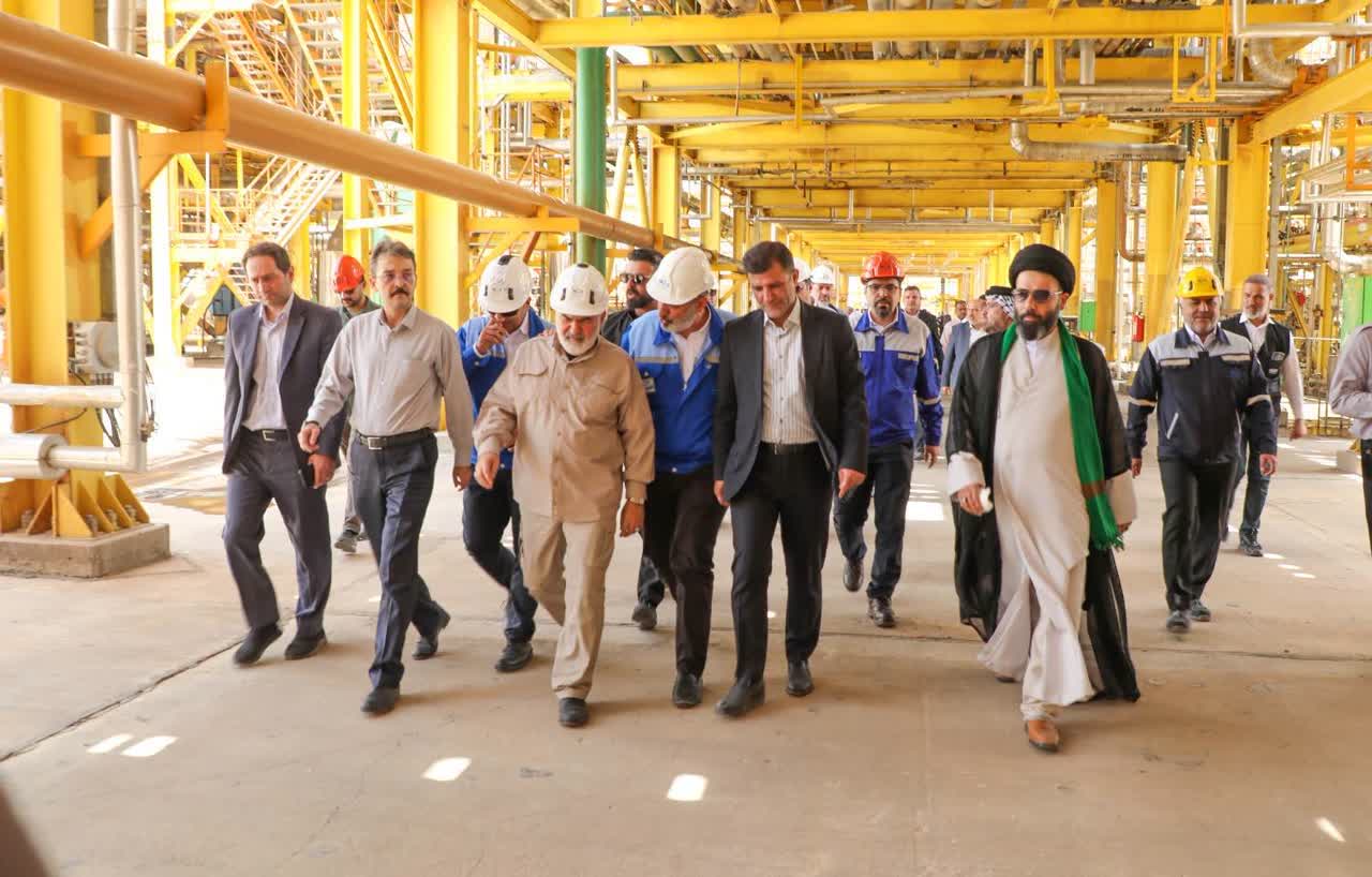 بازدید استاندار خوزستان از مجتمع صنایع پتروشیمی مسجدسلیمان