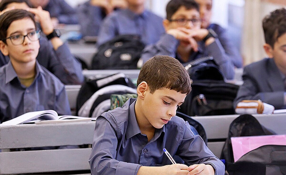 کاهش معدل‌ نشانه افت تحصیلی نیست/ برگزاری آزمون ابزار حیاتی رفع کمبود معلم