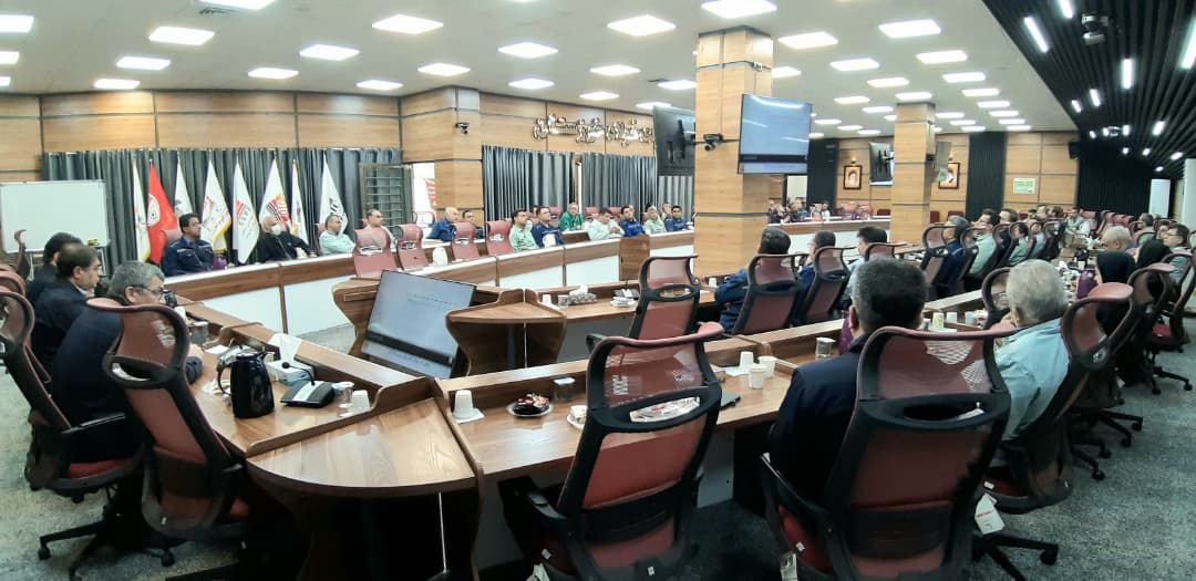 تقدیر از نفرات برتر HSE گروه فولاد خوزستان