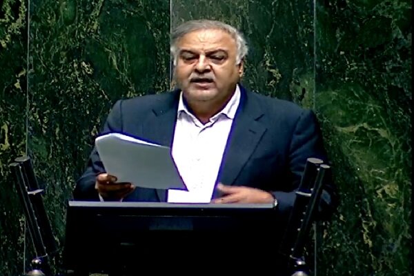 رنجبرزاده: فیلترینگ بدون پذیرش افکار عمومی نتیجه ندارد