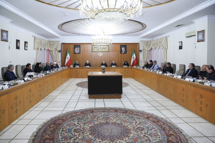 تقدیر پزشکیان از همراهی مردم و هماهنگی دستگاه‌ها در برگزاری باشکوه مراسم تشییع رهبر شهید