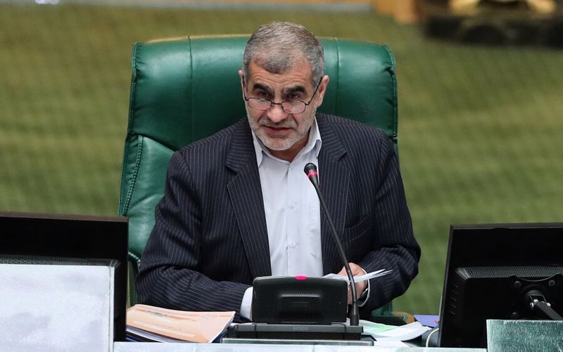 نیکزاد: رهبر انقلاب باید درباره جلسات مجلس دستور دهند