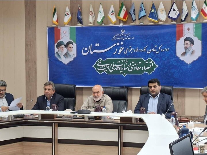 احتکار و گرانفروشی، بازی در زمین دشمن است/ برخورد جدی و قاطع با متخلفان